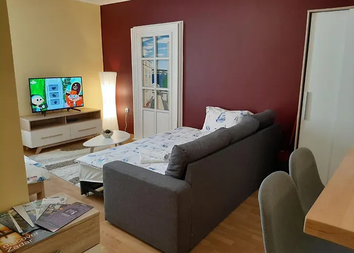 Apartment Old Leonardo Zadar